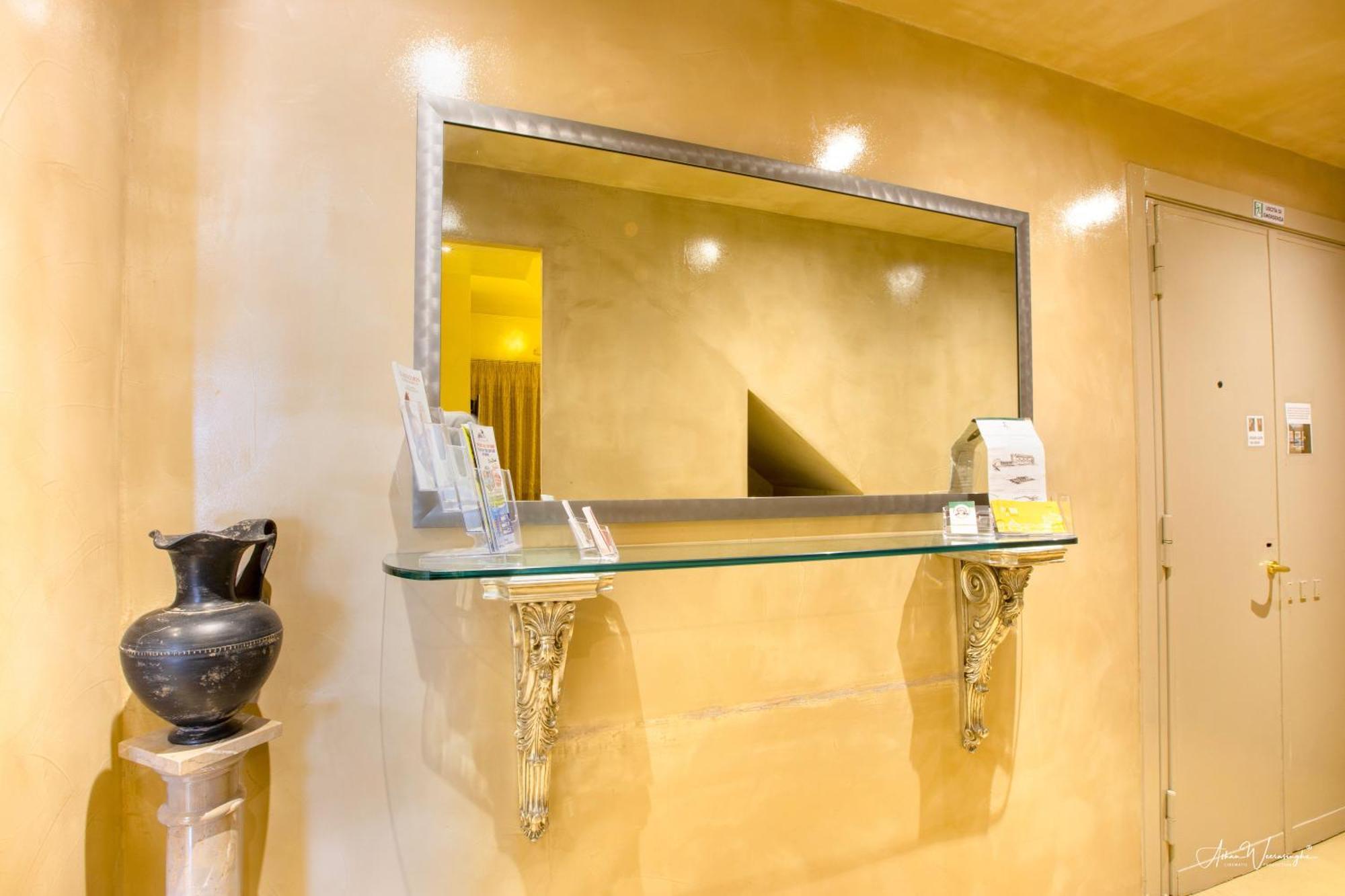 Magikrooms Luxury Rom